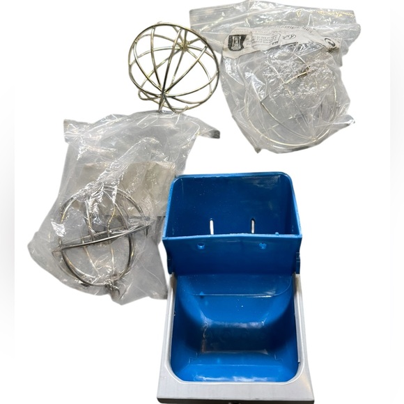 🦩5/$30🦩 🐇 Bunny Supplies 🐰 - Picture 4 of 5